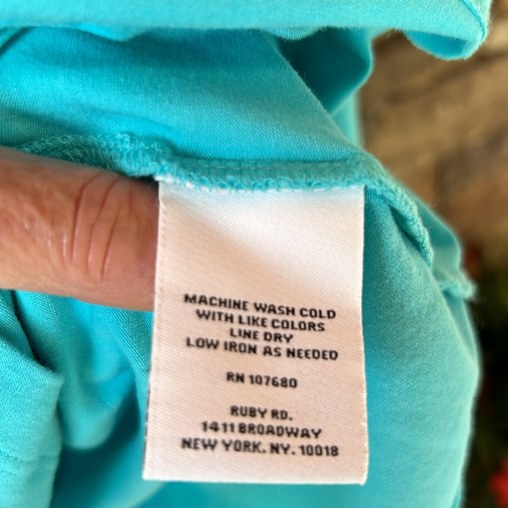 Ruby Rd. Petite Large Light Teal Blue Top with Ruffle V Neck; Perfect Condition - Picture 7 of 7